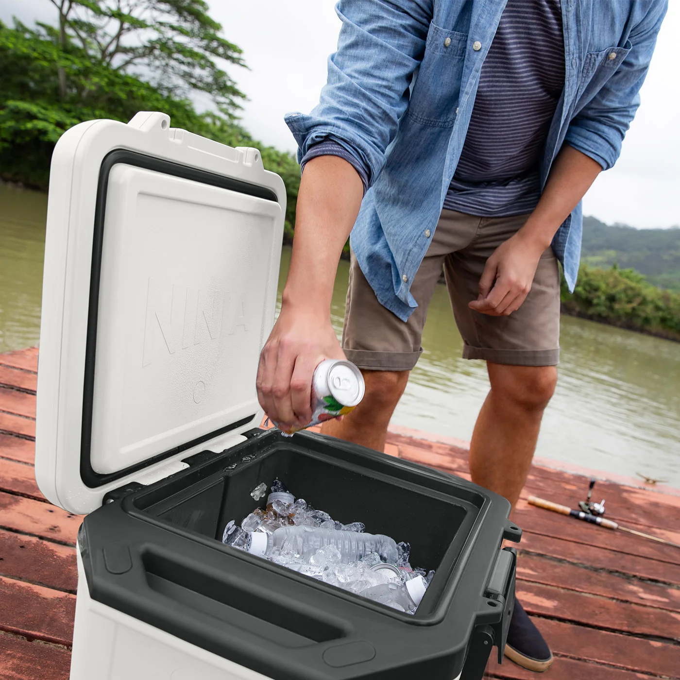 Premium ice retention